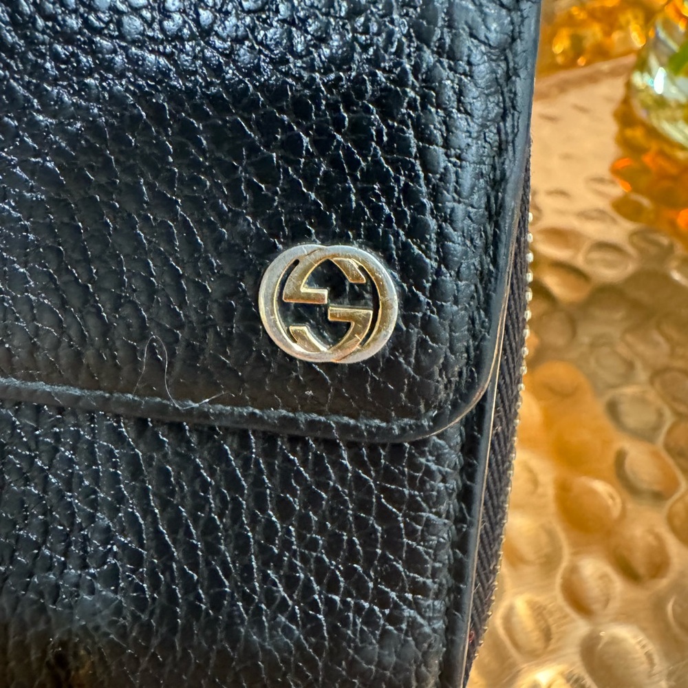 Authentic Gucci Black Leather Interlocking G Zip … - image 3